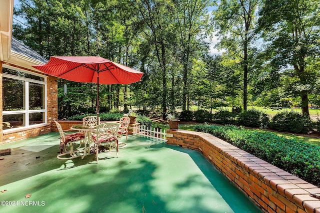view of patio / terrace with outdoor dining area