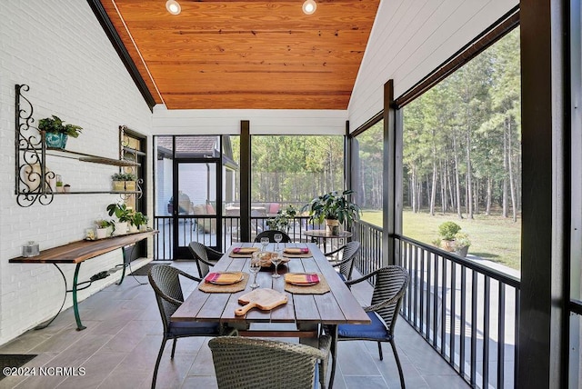79 Bishop Branch Ln SE, Leland, NC 28451 - sunroom with vaulted ceiling