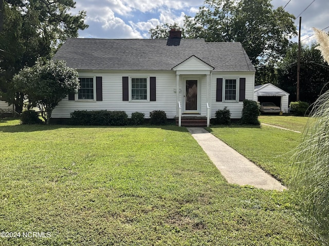 view of front of home featuring a front yard