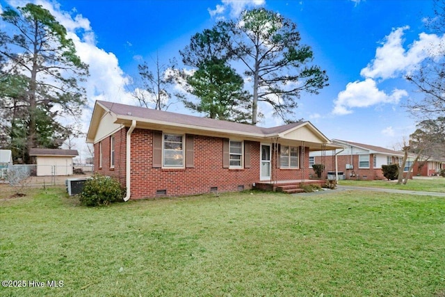 single story home featuring a front lawn