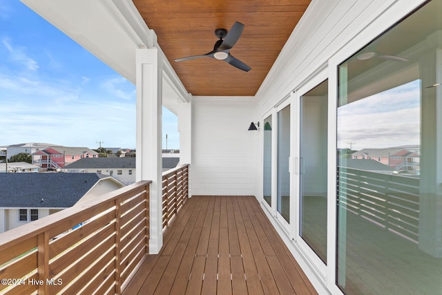 balcony with ceiling fan