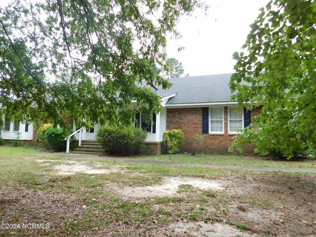 view of front of house