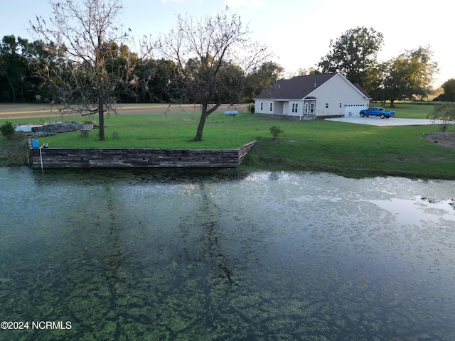 view of water feature