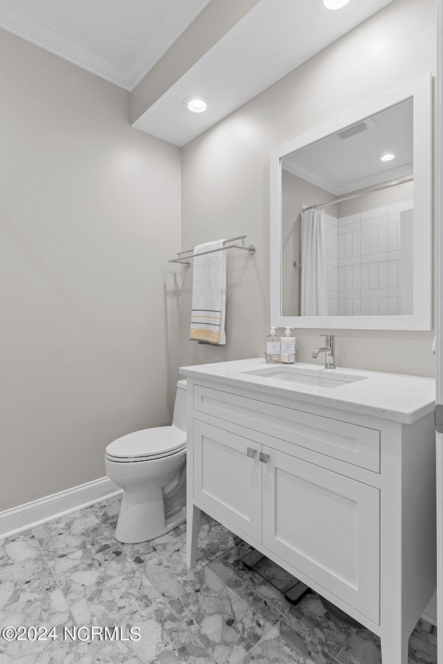 bathroom with vanity, crown molding, toilet, and a shower with shower curtain