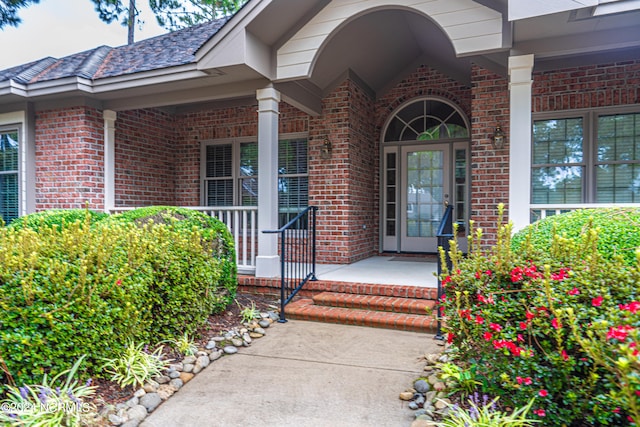 ranch-style house featuring a porch