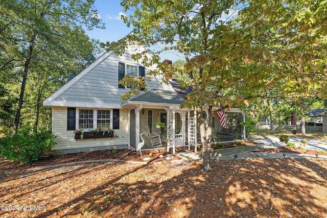 view of front of house with covered porch