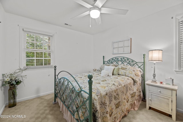 bedroom featuring ceiling fan