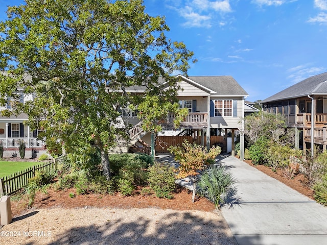 view of front facade with a carport