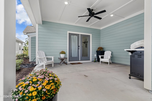 view of patio with ceiling fan