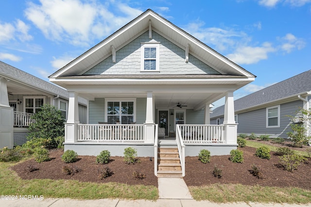 bungalow with ceiling fan and covered porch