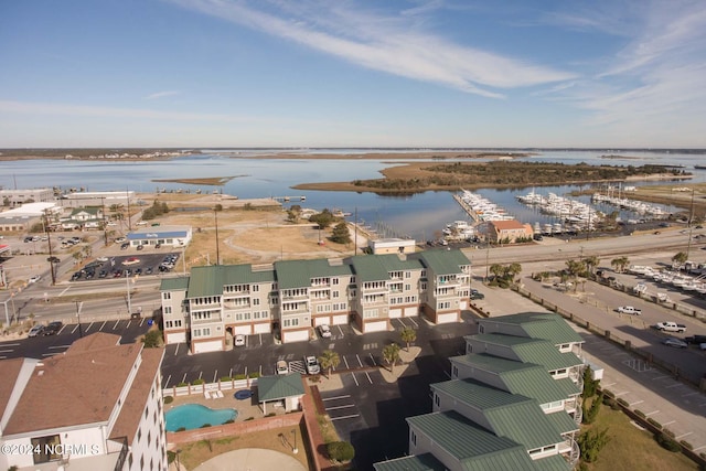 bird's eye view featuring a water view