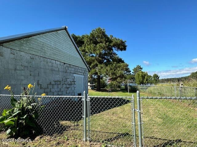 view of side of home