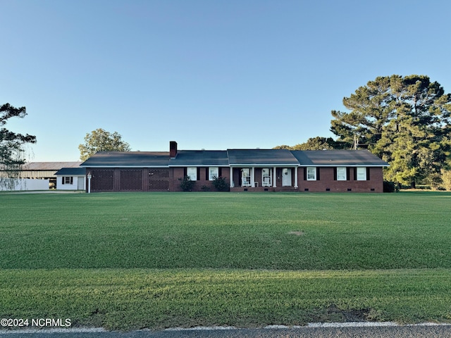 775 Gray Rd, Vanceboro, NC 28586 - single story home with crawl space and a front lawn