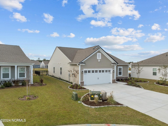 view of front facade with a front yard