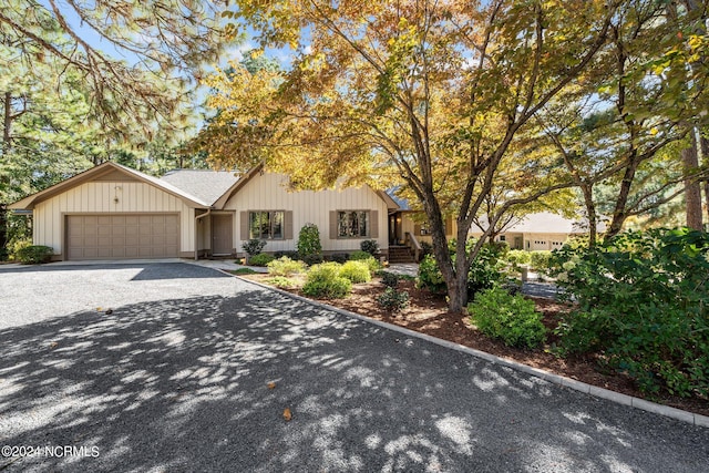 view of front of house with a garage