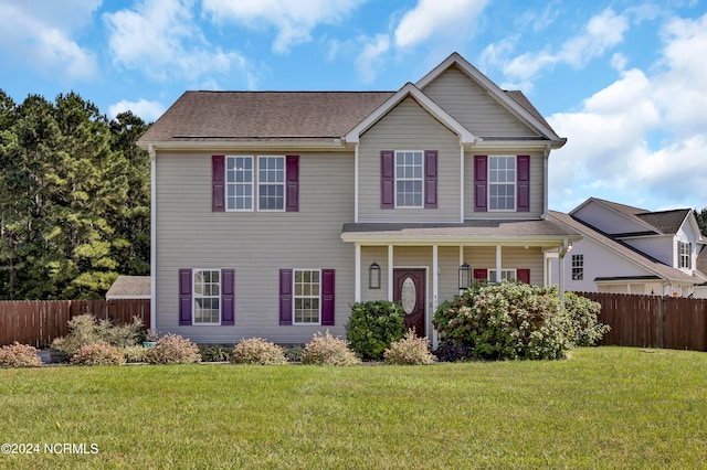 view of front facade featuring a front lawn