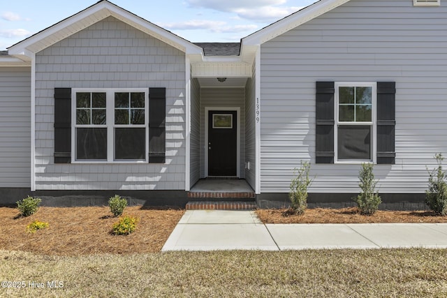 1399 Hammocks Beach Rd, Swansboro, NC 28584 - view of front of house