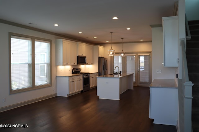 236 Trisail Ter, Wilmington, NC 28412 - kitchen featuring a sink, appliances with stainless steel finishes, recessed lighting, and dark wood-style flooring