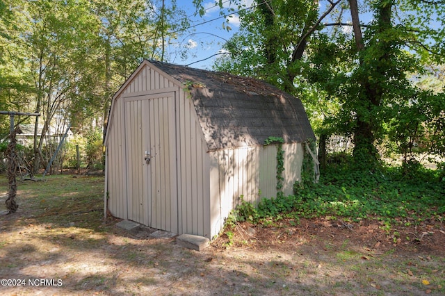 view of outdoor structure