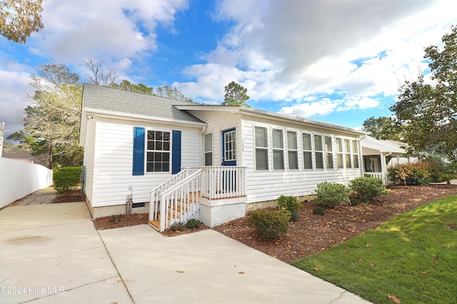 view of single story home