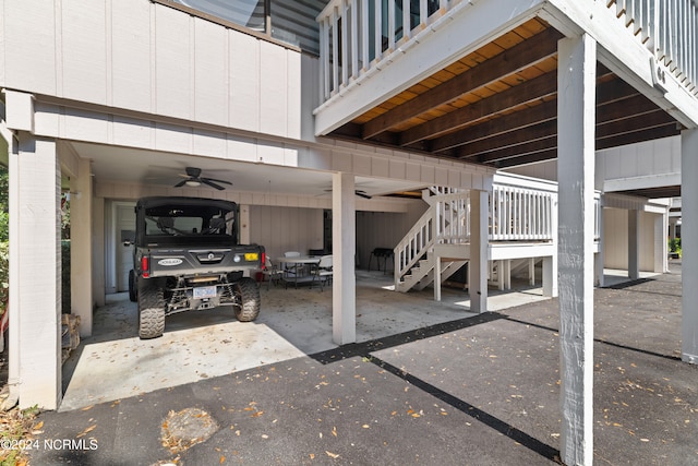 view of patio with ceiling fan