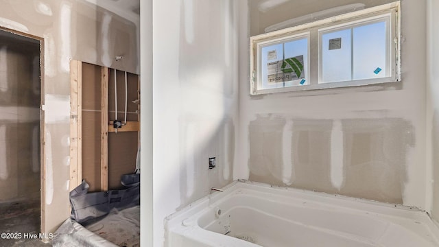 bathroom with a bathtub