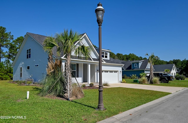 view of front of home with a front lawn