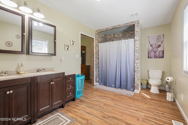 bedroom featuring ceiling fan and light wood-type flooring