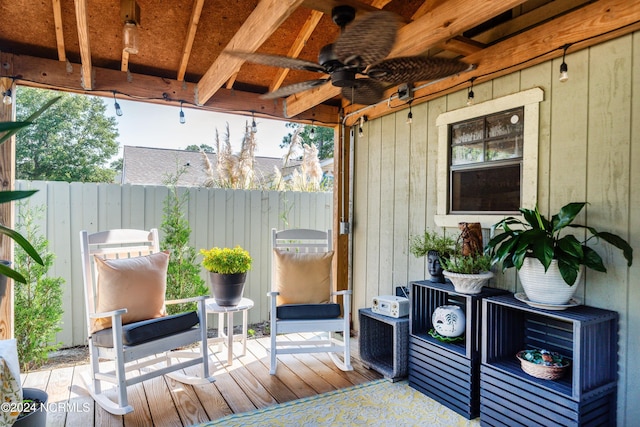 deck with ceiling fan