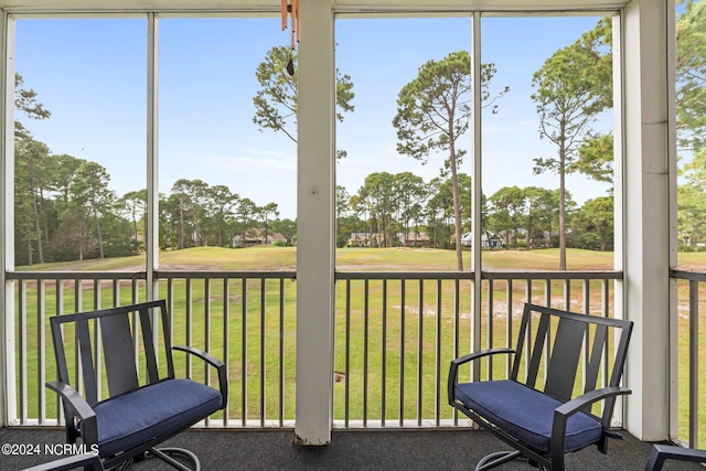 view of sunroom / solarium