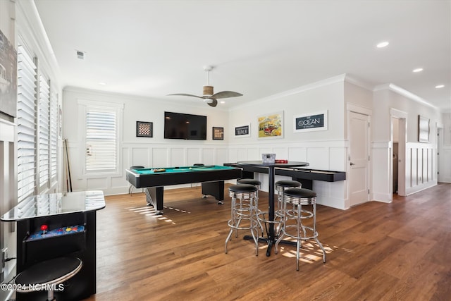 game room featuring visible vents, wood finished floors, billiards, and ornamental molding