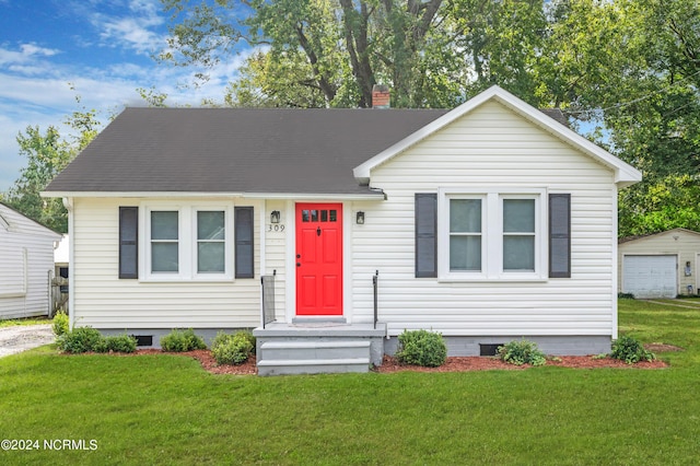 view of front of home featuring crawl space, a chimney, and a front lawn