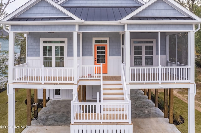 view of front of property with covered porch