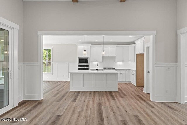 233 Hampton Ct, Hampstead, NC 28443 - spacious closet featuring carpet flooring