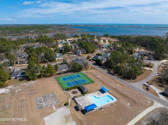 bird's eye view featuring a water view