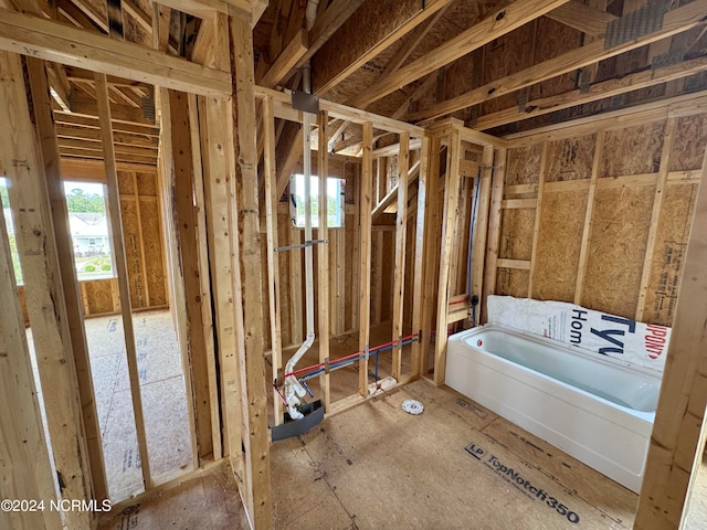 bathroom with a bathtub