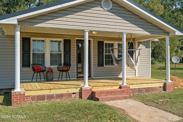 view of front of home featuring covered porch