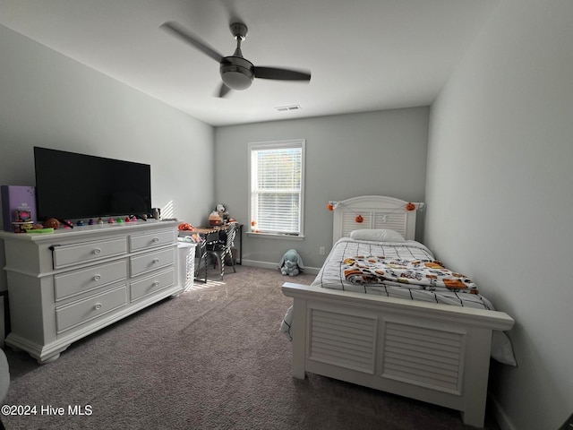 bedroom featuring carpet and ceiling fan