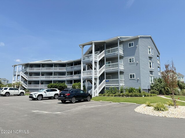 view of building exterior