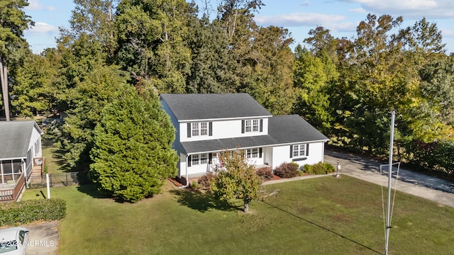 view of front of house with a front yard