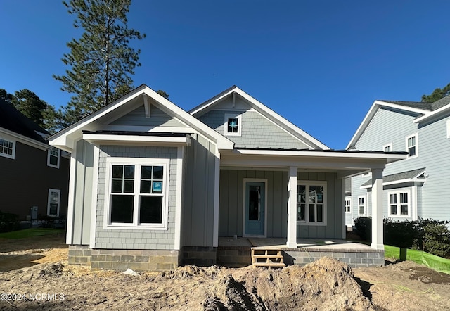 view of front of home with covered porch