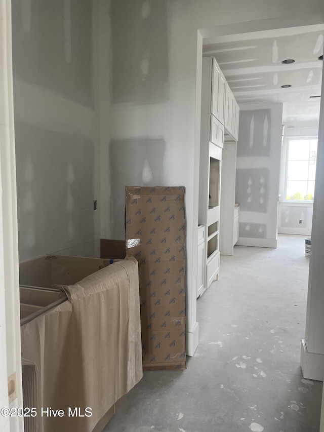 3413 Autumn Breeze Ct, Grimesland, NC 27837 - view of hallway