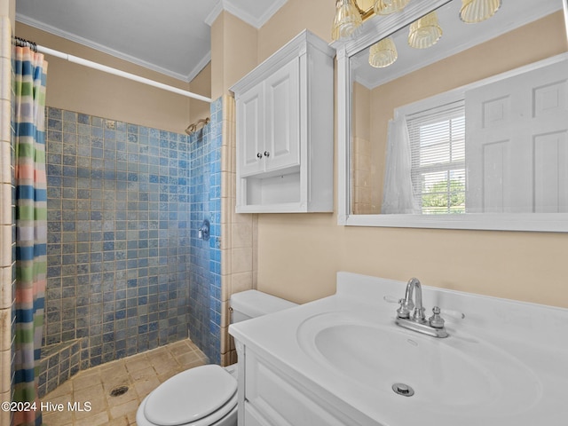 bathroom featuring a shower with curtain, vanity, toilet, and ornamental molding