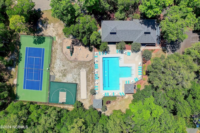 birds eye view of property