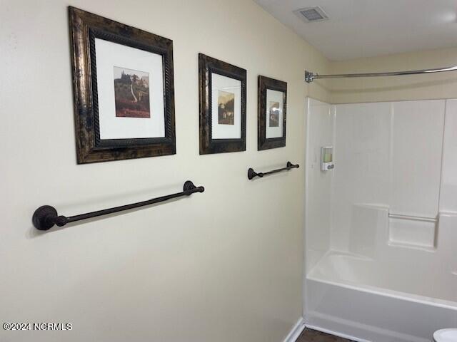 bathroom featuring bathing tub / shower combination