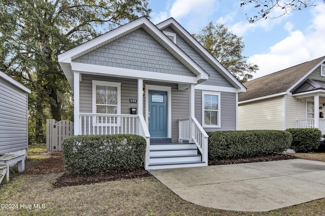 view of front facade featuring covered porch