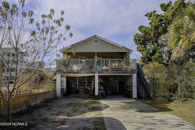 view of front of house with a carport