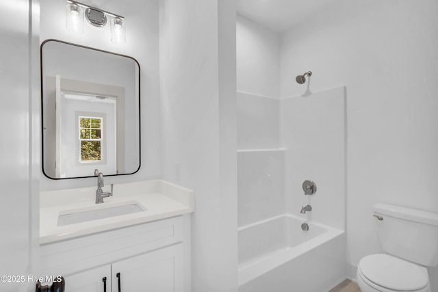 full bath featuring toilet, vanity, and shower / bath combination