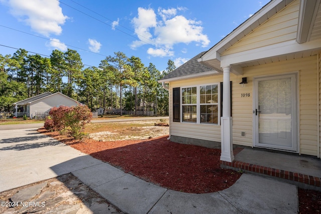 view of property entrance