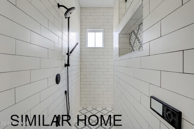 187 Spicer Lake Dr, Holly Ridge, NC 28445 - bathroom with a tile shower